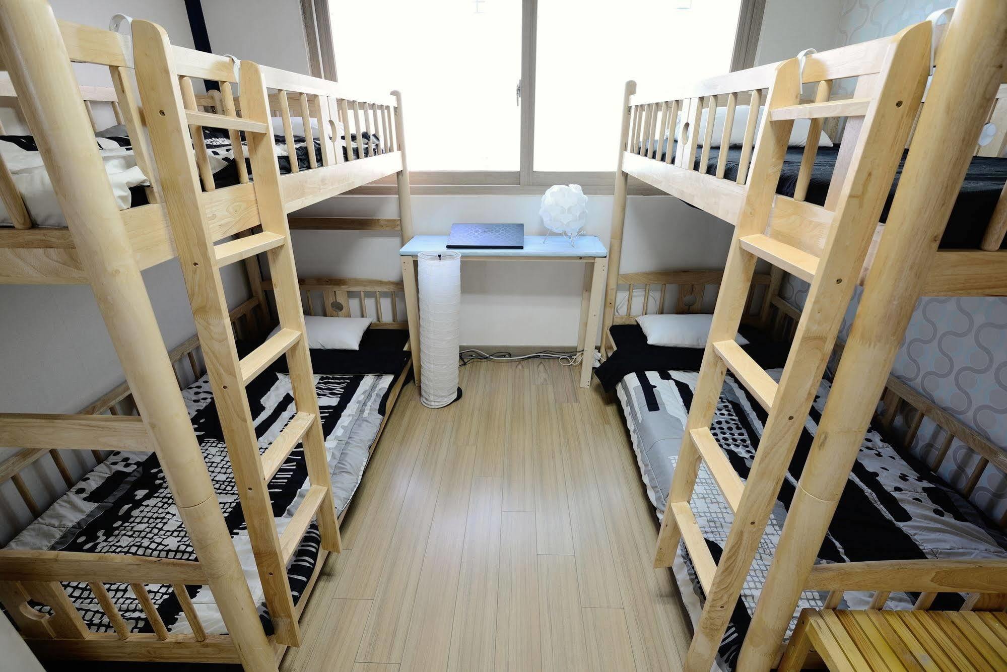 אינצ'ון Budget Guesthouse מראה חיצוני תמונה