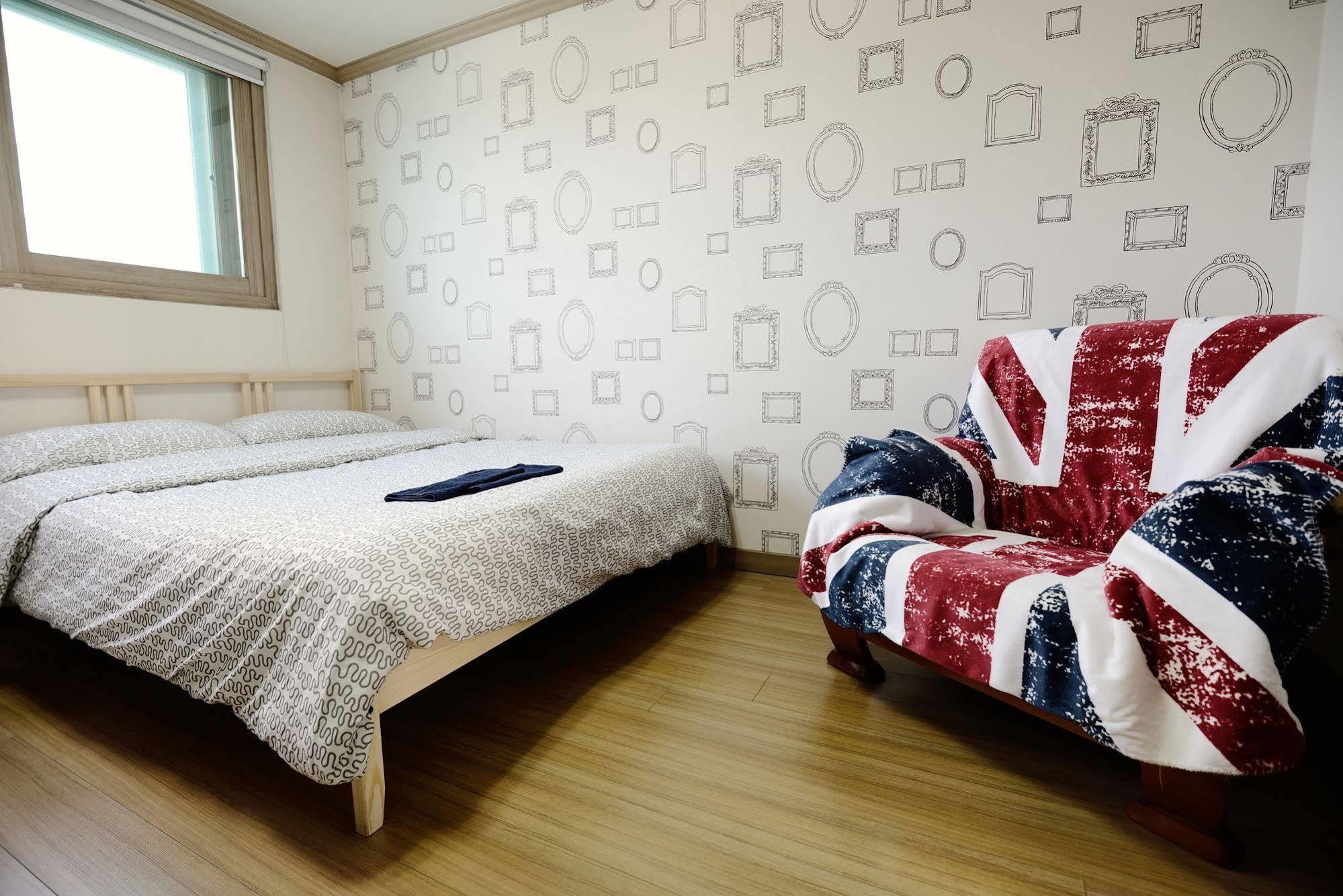 אינצ'ון Budget Guesthouse מראה חיצוני תמונה