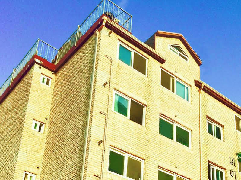 אינצ'ון Budget Guesthouse מראה חיצוני תמונה